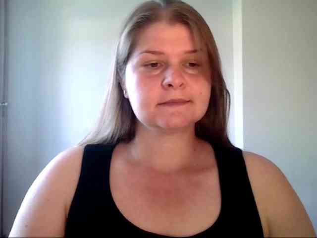 CarolineKiss webcam