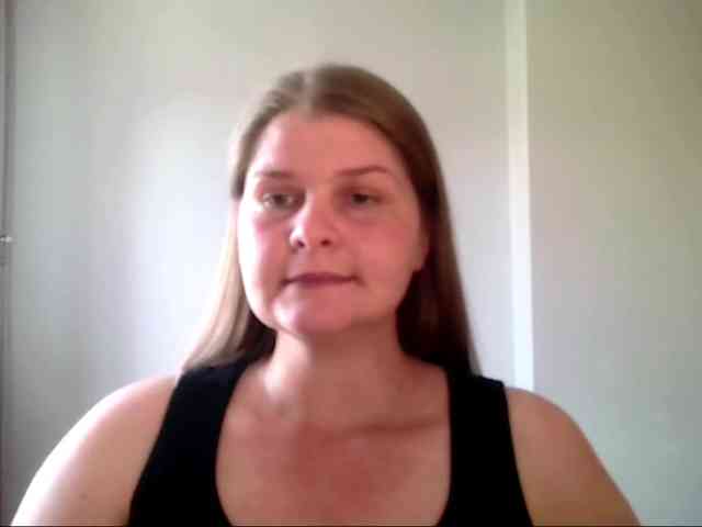 CarolineKiss webcam