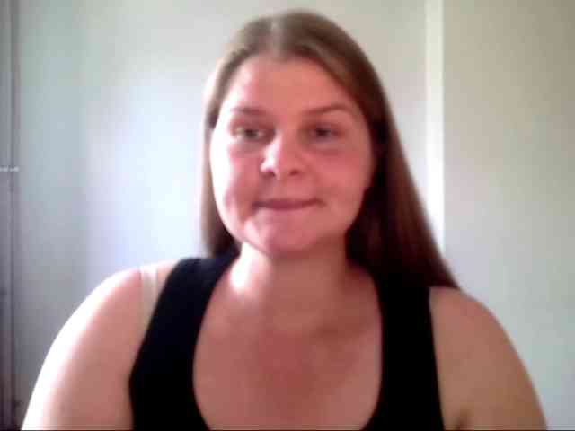 CarolineKiss webcam