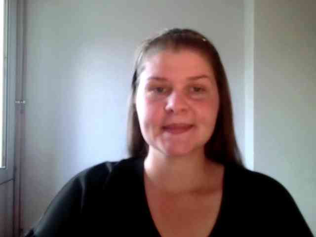 CarolineKiss webcam