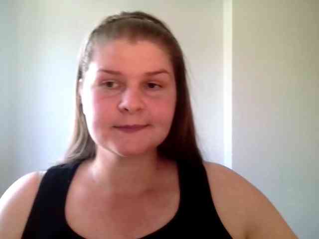 CarolineKiss webcam
