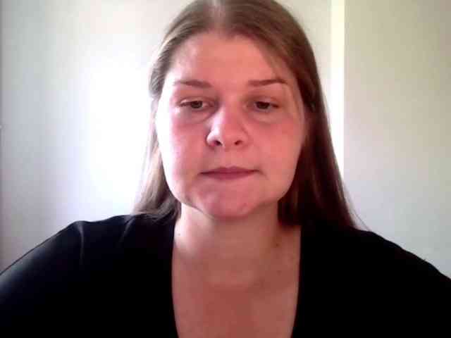 CarolineKiss webcam