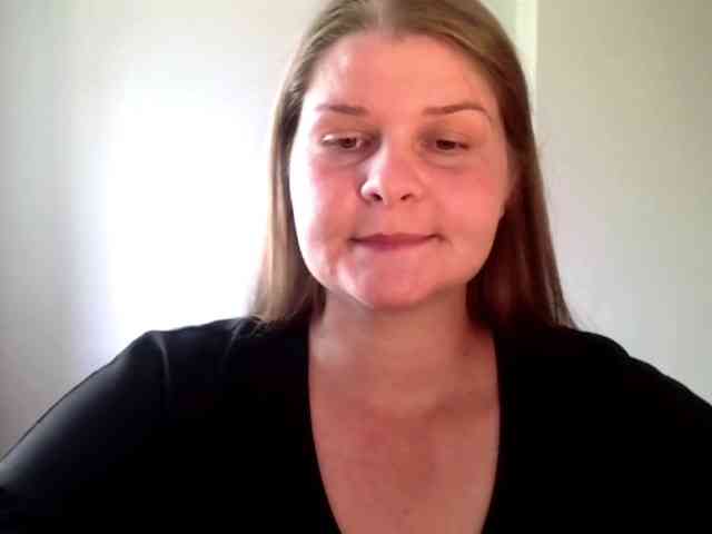 CarolineKiss webcam