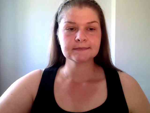 CarolineKiss webcam