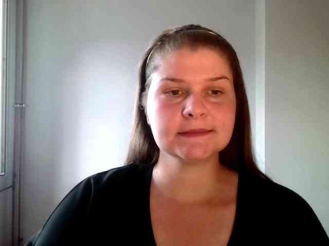 CarolineKiss webcam