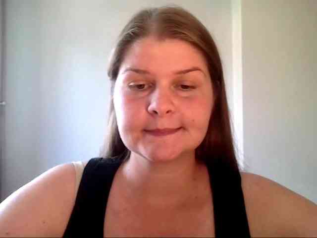 CarolineKiss webcam