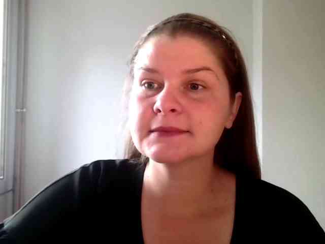 CarolineKiss webcam