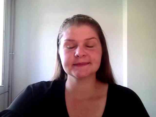 CarolineKiss webcam