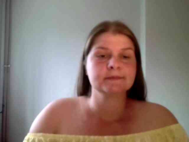 CarolineKiss webcam