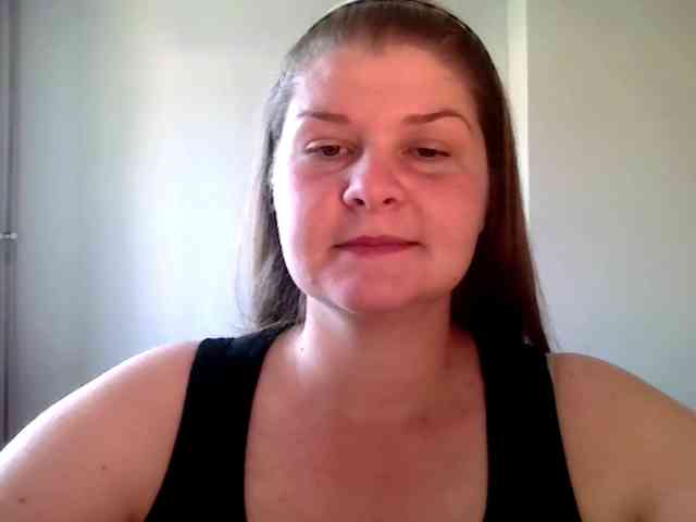 CarolineKiss webcam