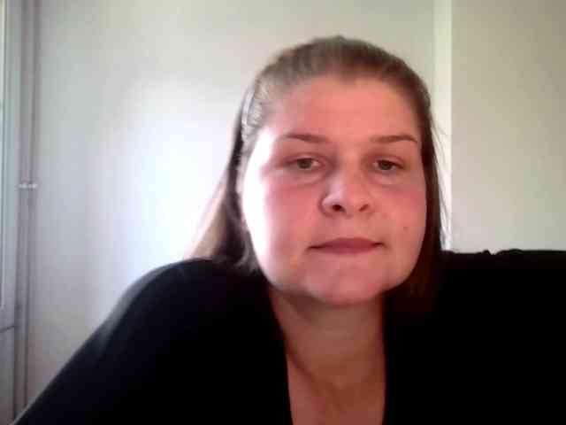 CarolineKiss webcam