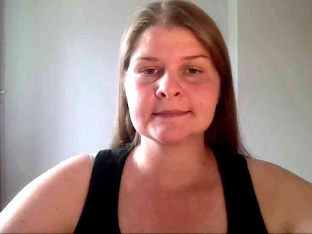 CarolineKiss webcam
