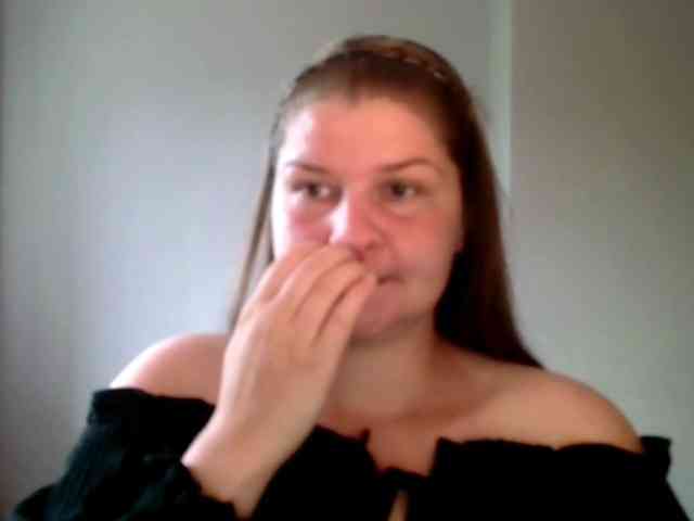 CarolineKiss webcam