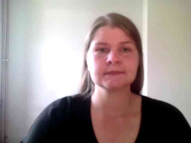 CarolineKiss webcam