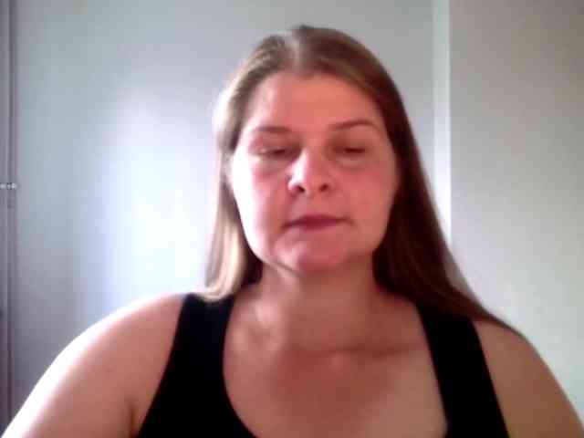 CarolineKiss webcam