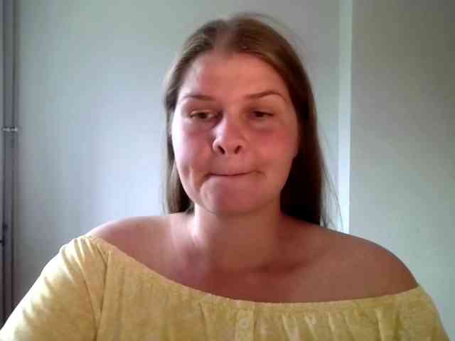 CarolineKiss webcam