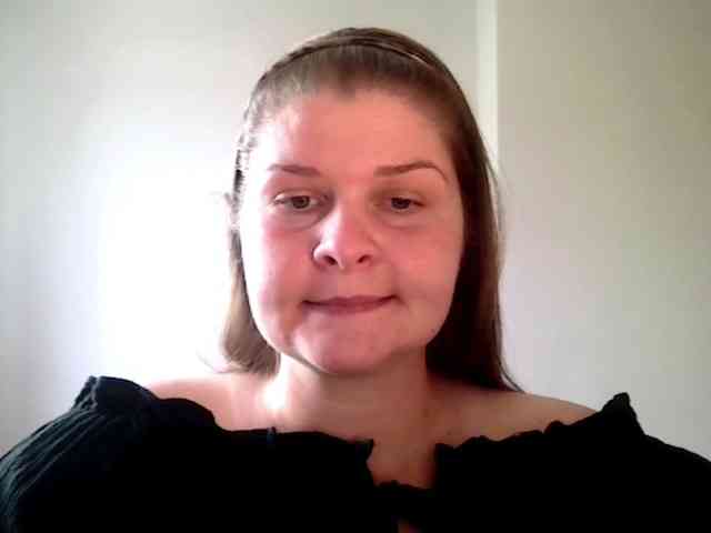 CarolineKiss webcam