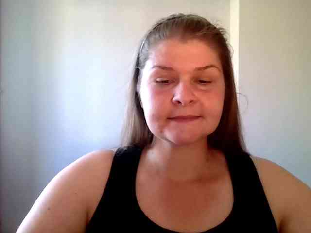 CarolineKiss webcam