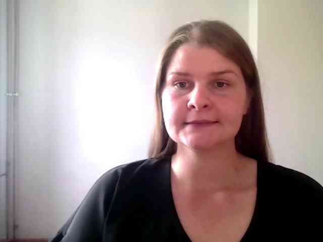 CarolineKiss webcam