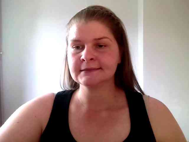CarolineKiss webcam