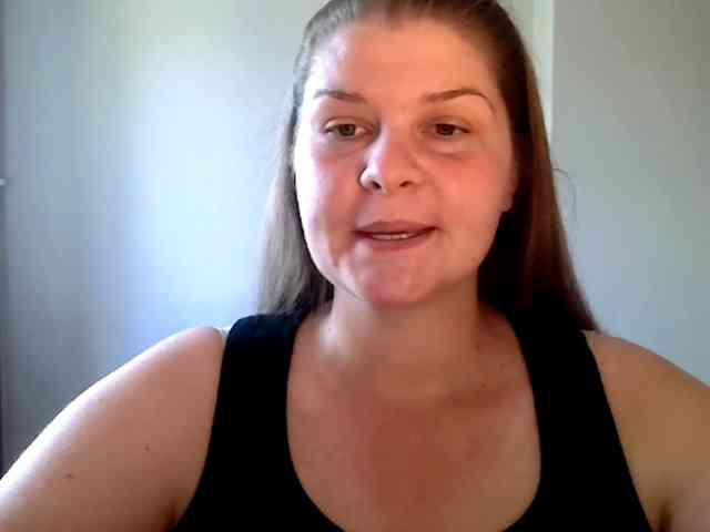 CarolineKiss webcam