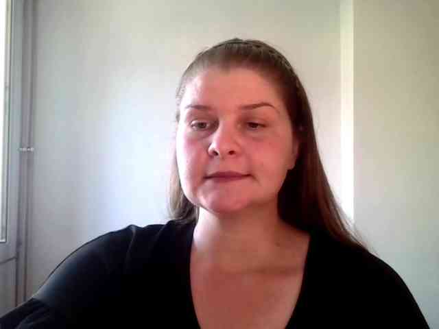 CarolineKiss webcam