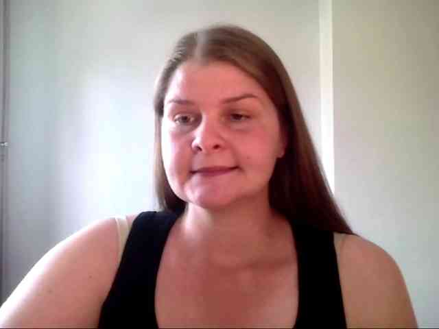 CarolineKiss webcam