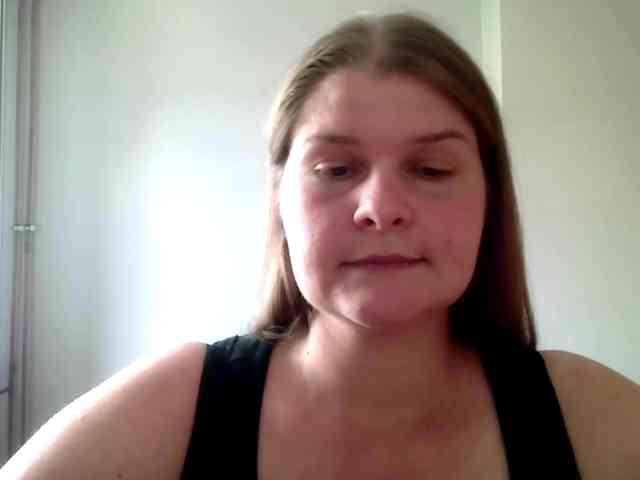 CarolineKiss webcam