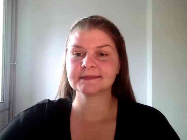 CarolineKiss webcam