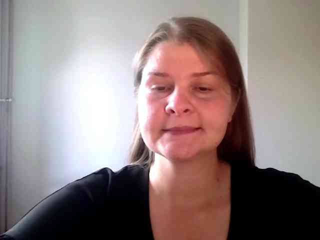 CarolineKiss webcam