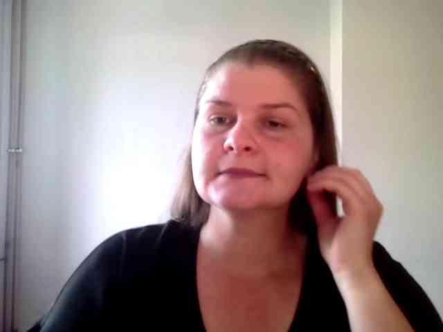 CarolineKiss webcam