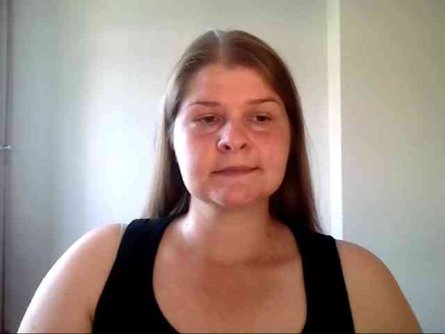 CarolineKiss webcam