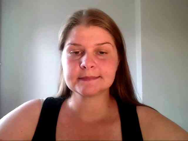 CarolineKiss webcam