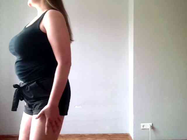CarolineKiss webcam