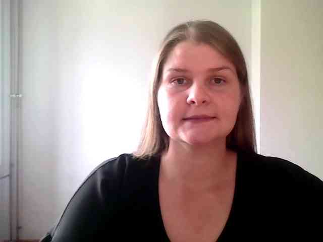 CarolineKiss webcam