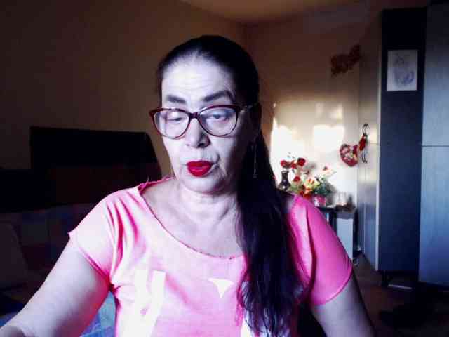 LoveTinaForever webcam