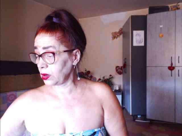 LoveTinaForever webcam
