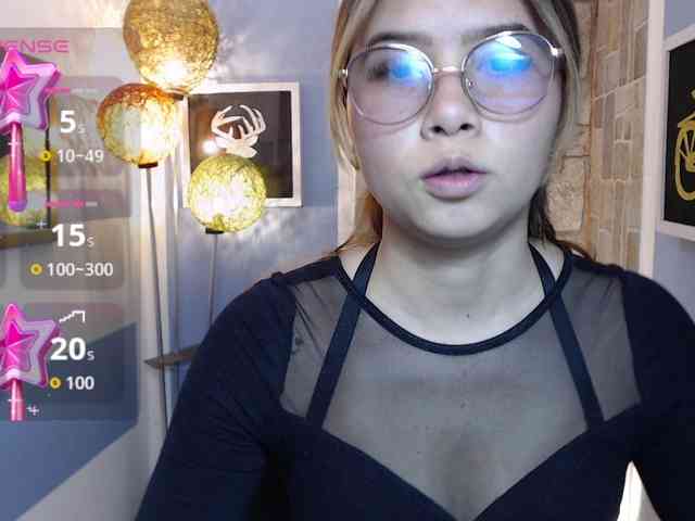 Fiorellaa-delsd webcam