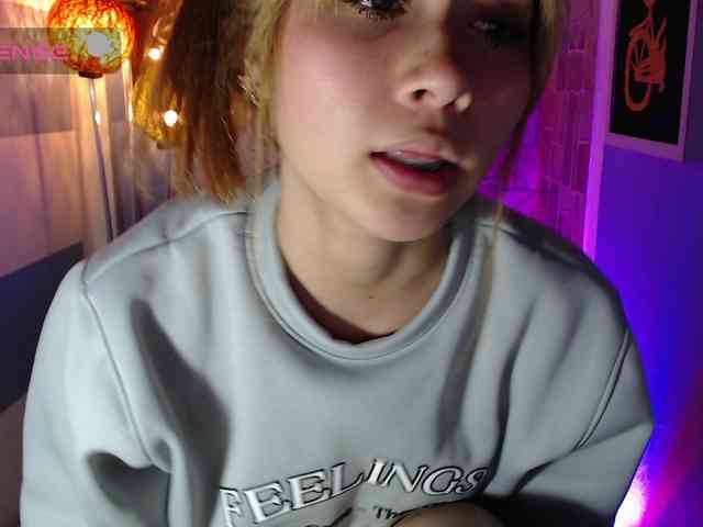 Fiorellaa-delsd webcam