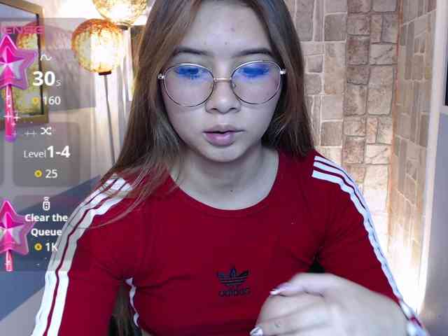 Fiorellaa-delsd bongacams