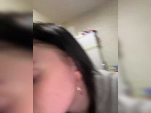 Hotgirrrl's BongaCams show and profile