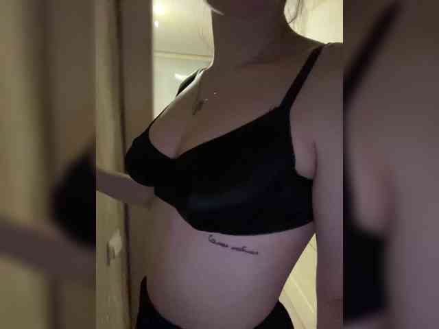 Hotgirrrl webcam