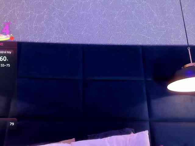 DollyBrowncc webcam