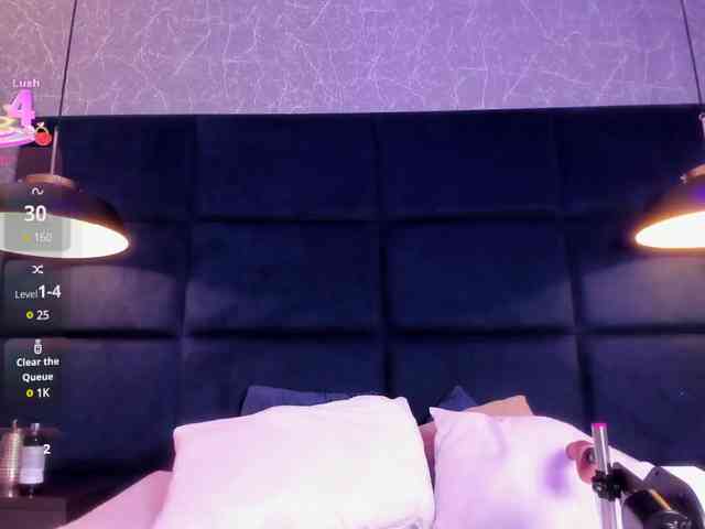 DollyBrowncc webcam