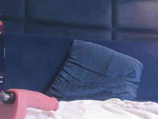 DollyBrowncc webcam