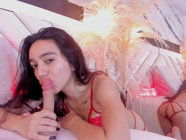 Ashley-7777's BongaCams show and profile