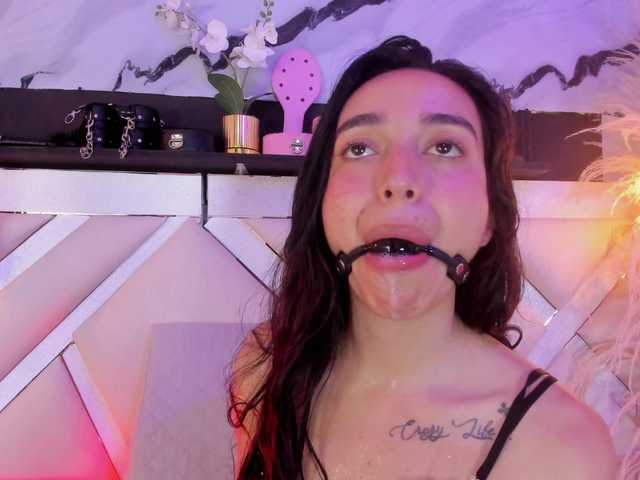 Ashley-7777's BongaCams show and profile