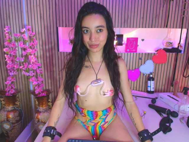 Ashley-7777's BongaCams show and profile