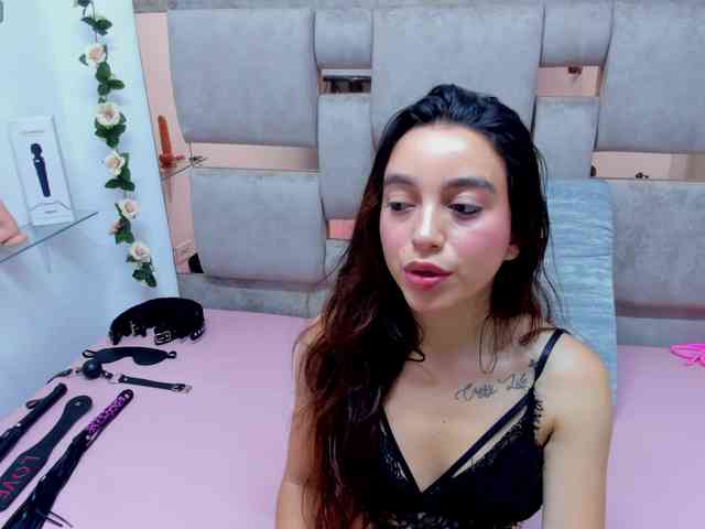 Ashley-7777 webcam
