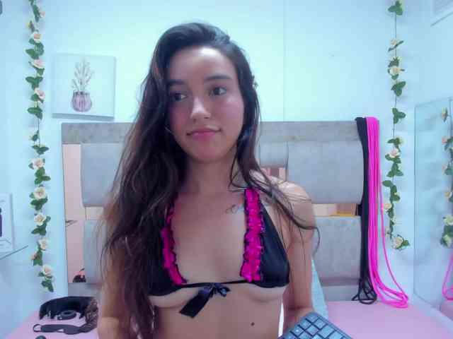 Ashley-7777 webcam